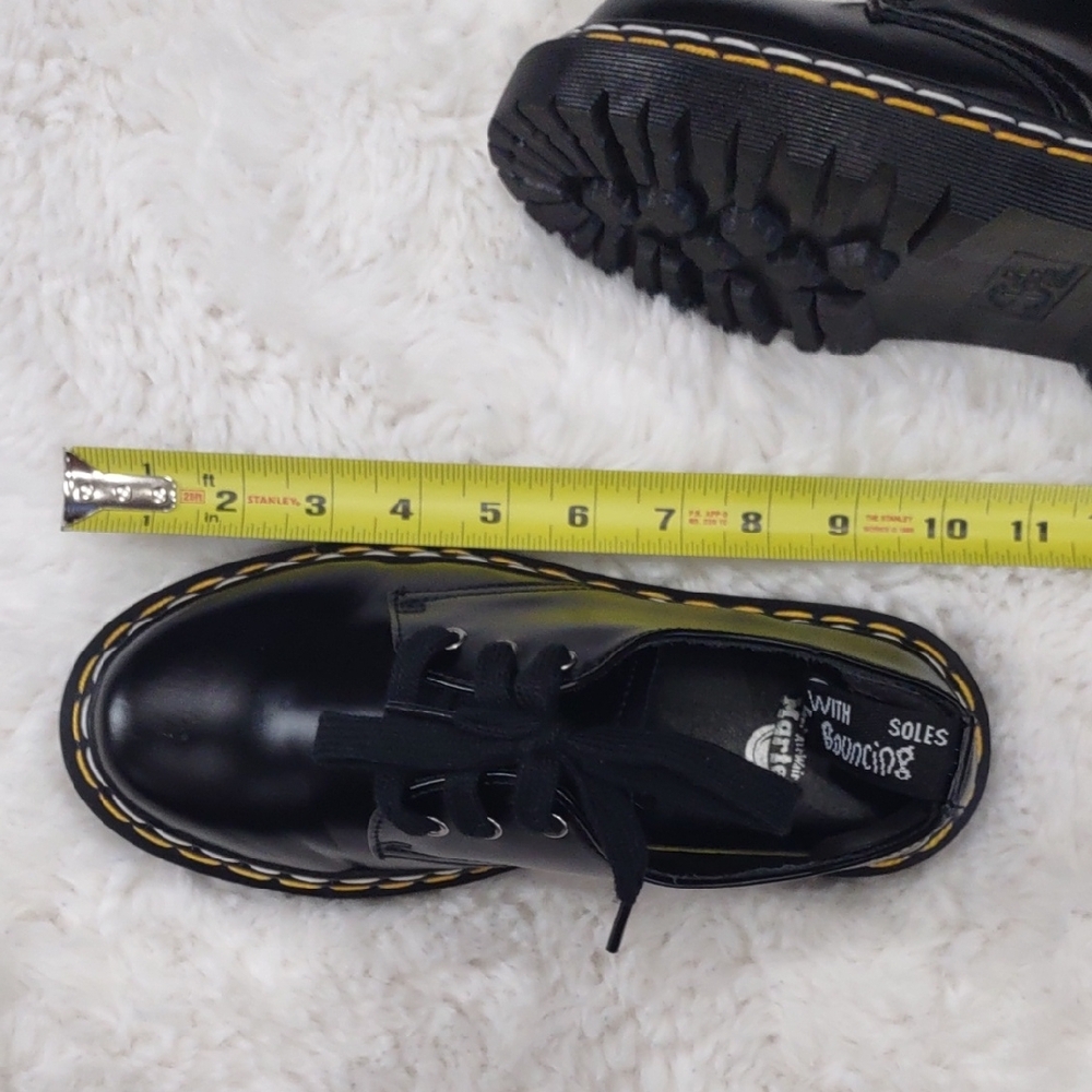 Dr. Martens Black Leather  with Air-Cushioned Sole - Picture 12 of 17